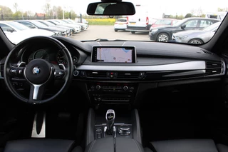 BMW X6 2017 - xDrive35i High Executive M-Sport LEDER MEMORY SCHUIFDAK SOFTCLOSE H&K TREKHAAK obrazek 4