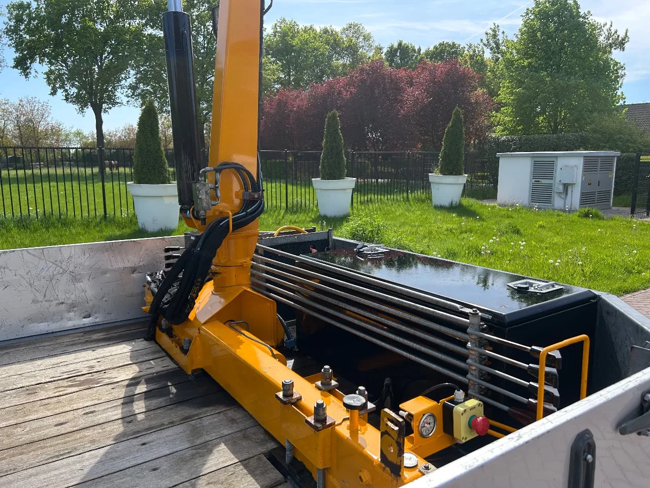 Veldhuizen 2005 - Be oplegger 9 TON semi dieplader MET KRAAN afbeelding 9