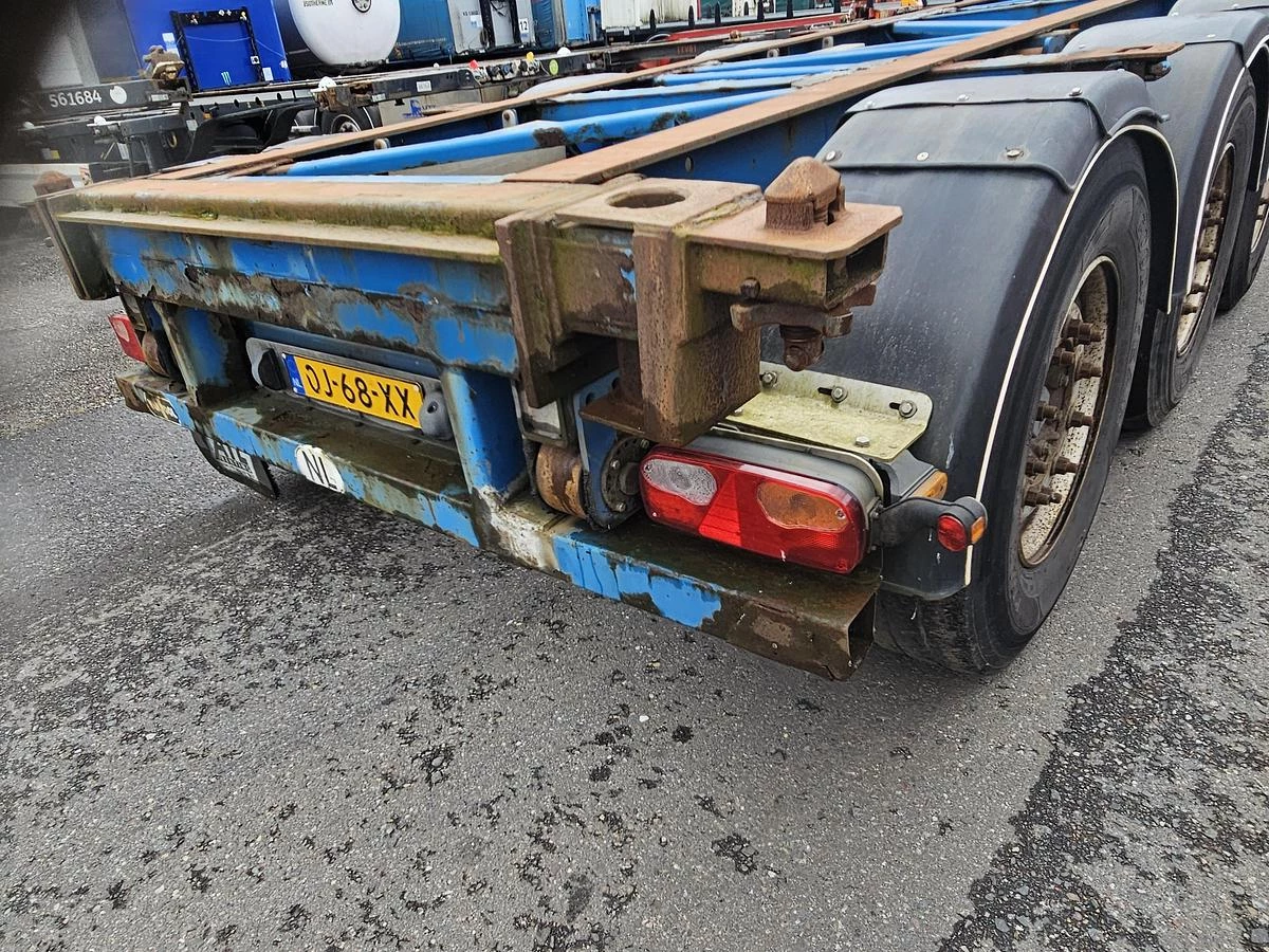 Van Hool 3B2018- 40 FOOT 2 X 20 FOOT CONTAINER CHASSIS, MB DISC. TUV APK 07-11-2026 2007 obrázek 19