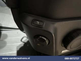 Volkswagen Crafter 2019 - 2.0 TDI 140 pk L3H3 L2H2 Euro6 Airco | Camera | Navigatie | Apple Carplay | Massagestoel obrazek 6