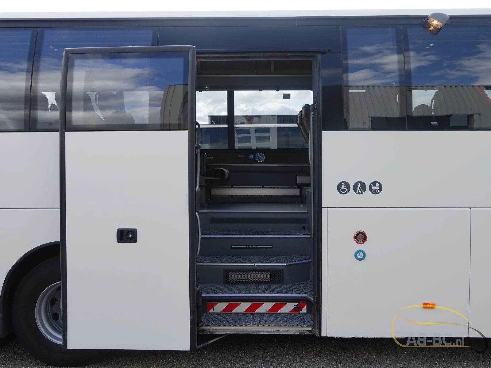 Volvo 9500 - 50 Seats, Euro 6 2016 afbeelding 32