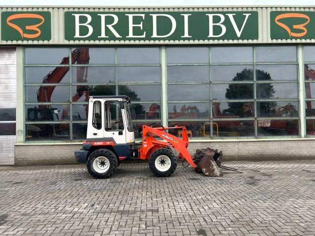 Kubota 1999 - R 520 image 1