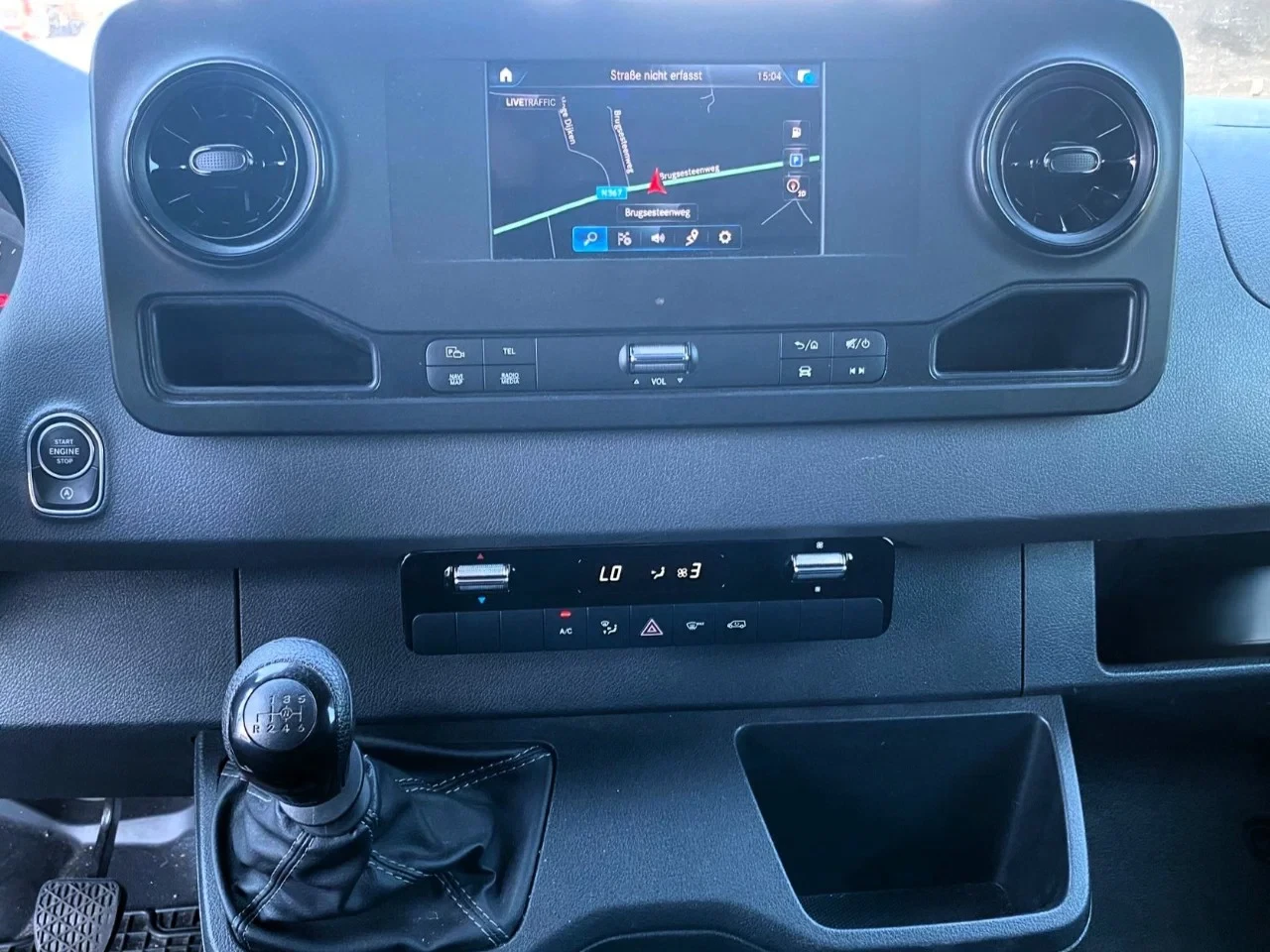 Mercedes-Benz Sprinter 2022 - 317 *Xarios350*Nachtkoeling*-18°c koelen/vriezen*zetelverwarming*navigatie*360°camera*cruise control*buitenspiegels verwarmd+elektr. verstelbaar afbeelding 6