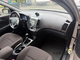 Hyundai i30 2011 - CW 1.4i i-Motion / apk 7-2027 obrazek 9