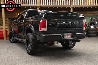 Dodge Ram 2016 - 2500 limited 6.7L Cummins Black Edition obrazek 8
