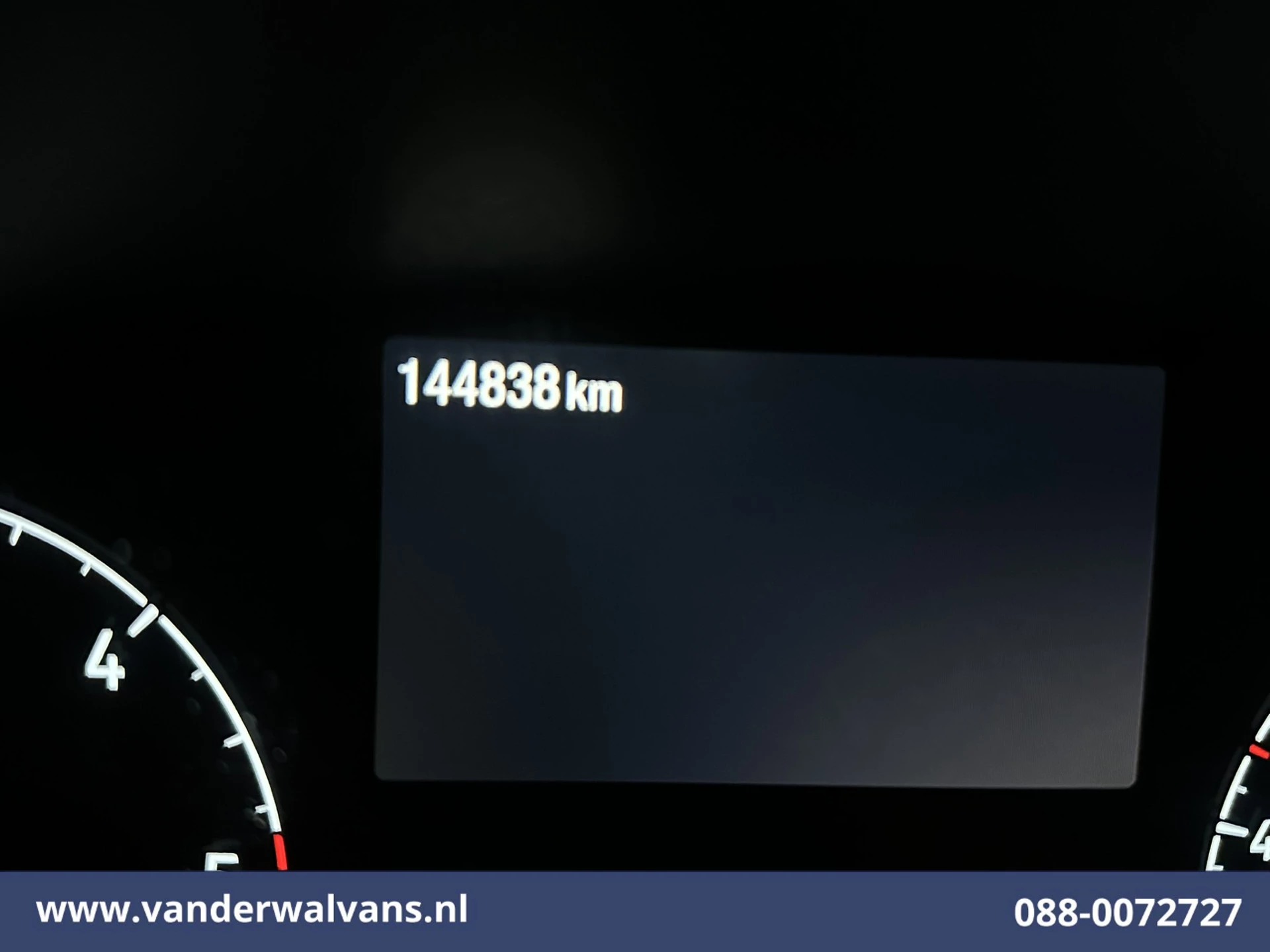 Ford Transit 2022 - 2.0 TDCI 161pk Bakwagen Laadklep Euro6 Airco | Cruisecontrol | Verwarmde voorruit | 1040kg laadvermogen image 21