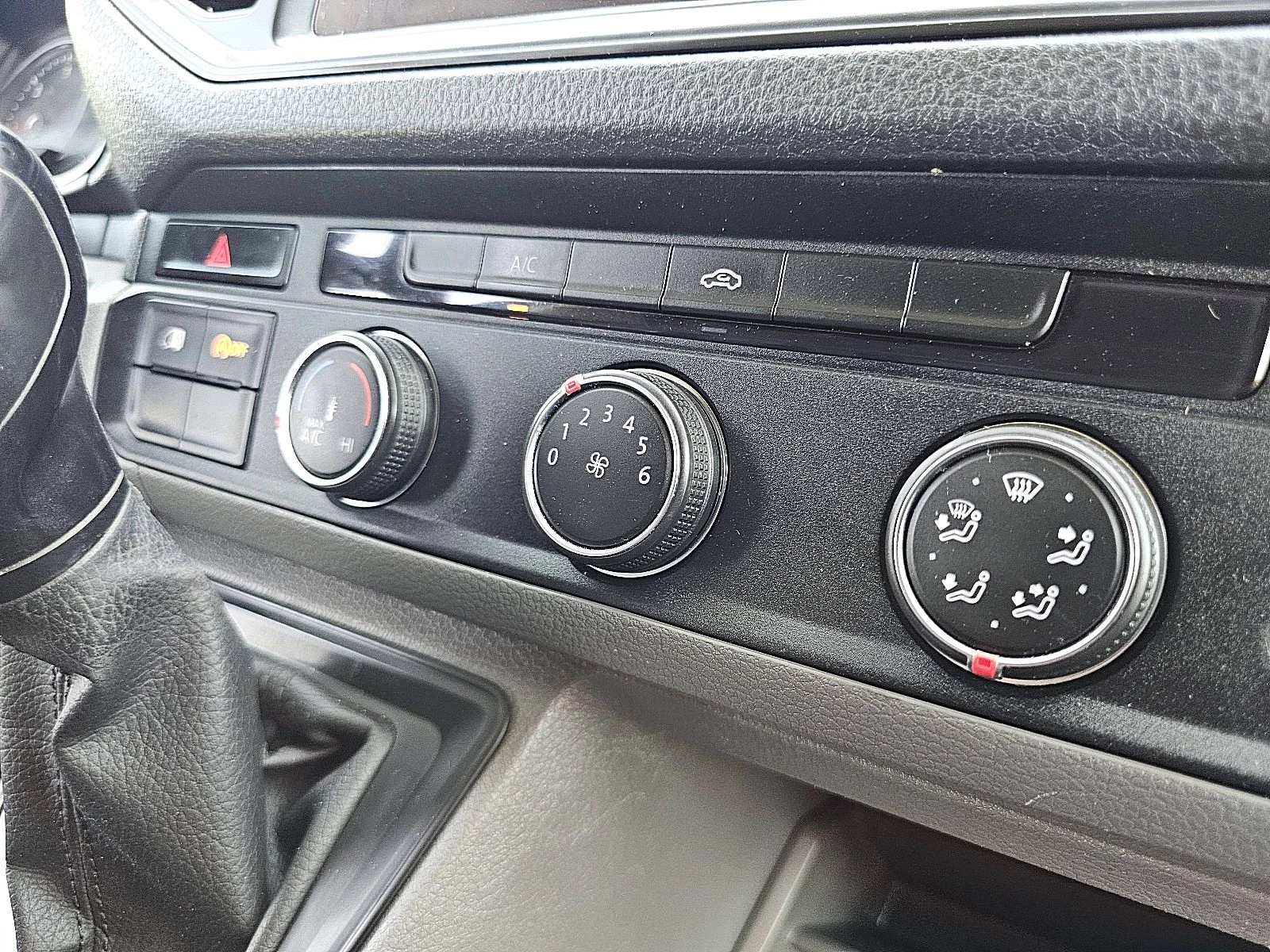 Volkswagen Crafter 2021 - 35 2.0 obrázek 11
