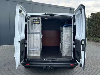 Renault Trafic 2020 - 2.0 dCi 146 PK / L2H1 / 1e EIG. / AUTOMAAT / SORTIMO INRICHTING / TREKHAAK / AIRCO / CRUISE / BLUETOOTH / 3-ZITS bild 8