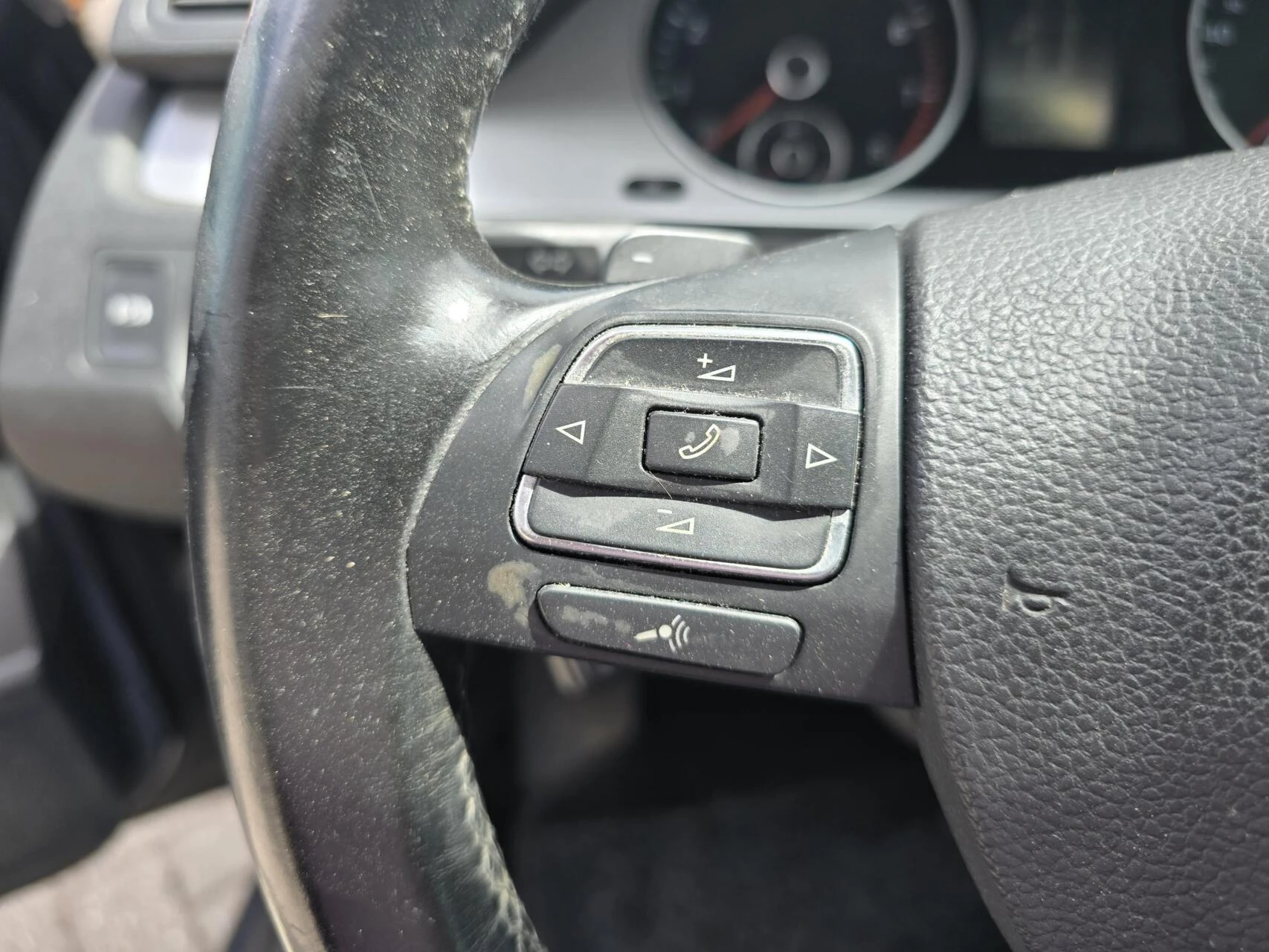 Volkswagen Passat 2010 - Variant 1.4 TSI Highline BlueMotion Let op loop op 3 cilinders. afbeelding 12