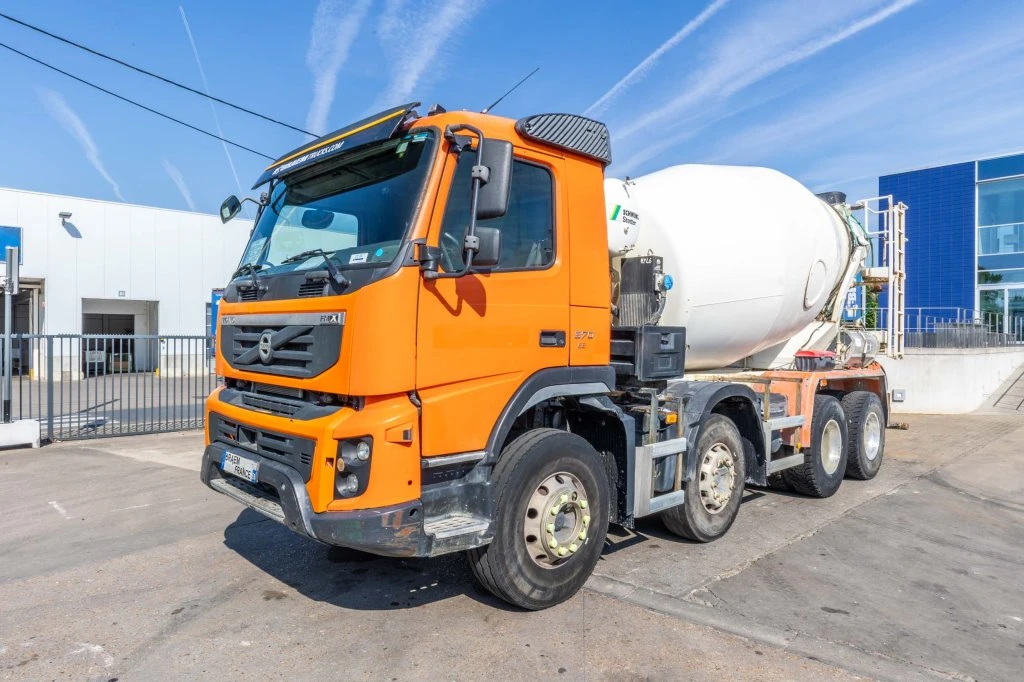 Volvo 2013 - FMX 370+STETTER afbeelding 1