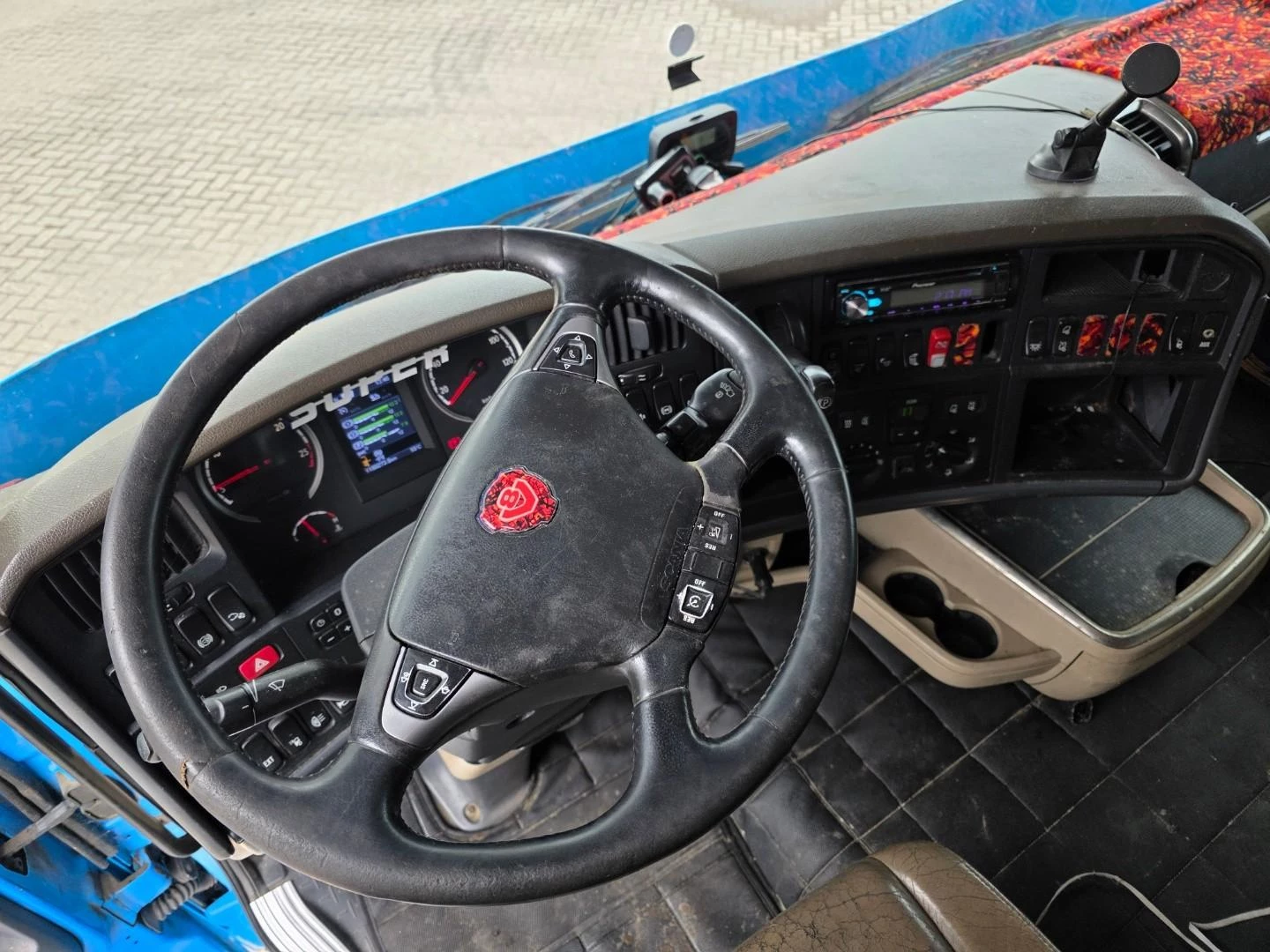 Scania R 2010 - R560 LA6X2 HNA imagem 20
