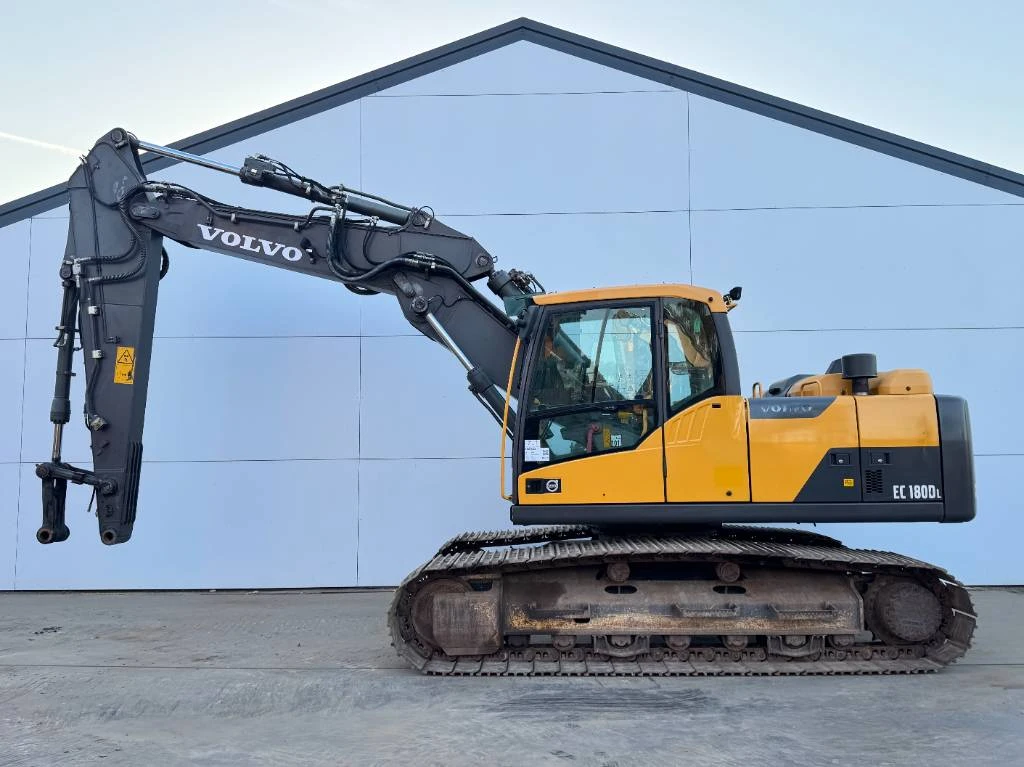 Volvo 2014 - EC180DL - Triple Boom / Hammer Lines image 1