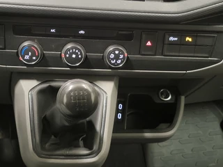 Volkswagen Transporter 2021 - 2.0TDI 150pk L2/H1 4Motion Euro 6! afbeelding 13
