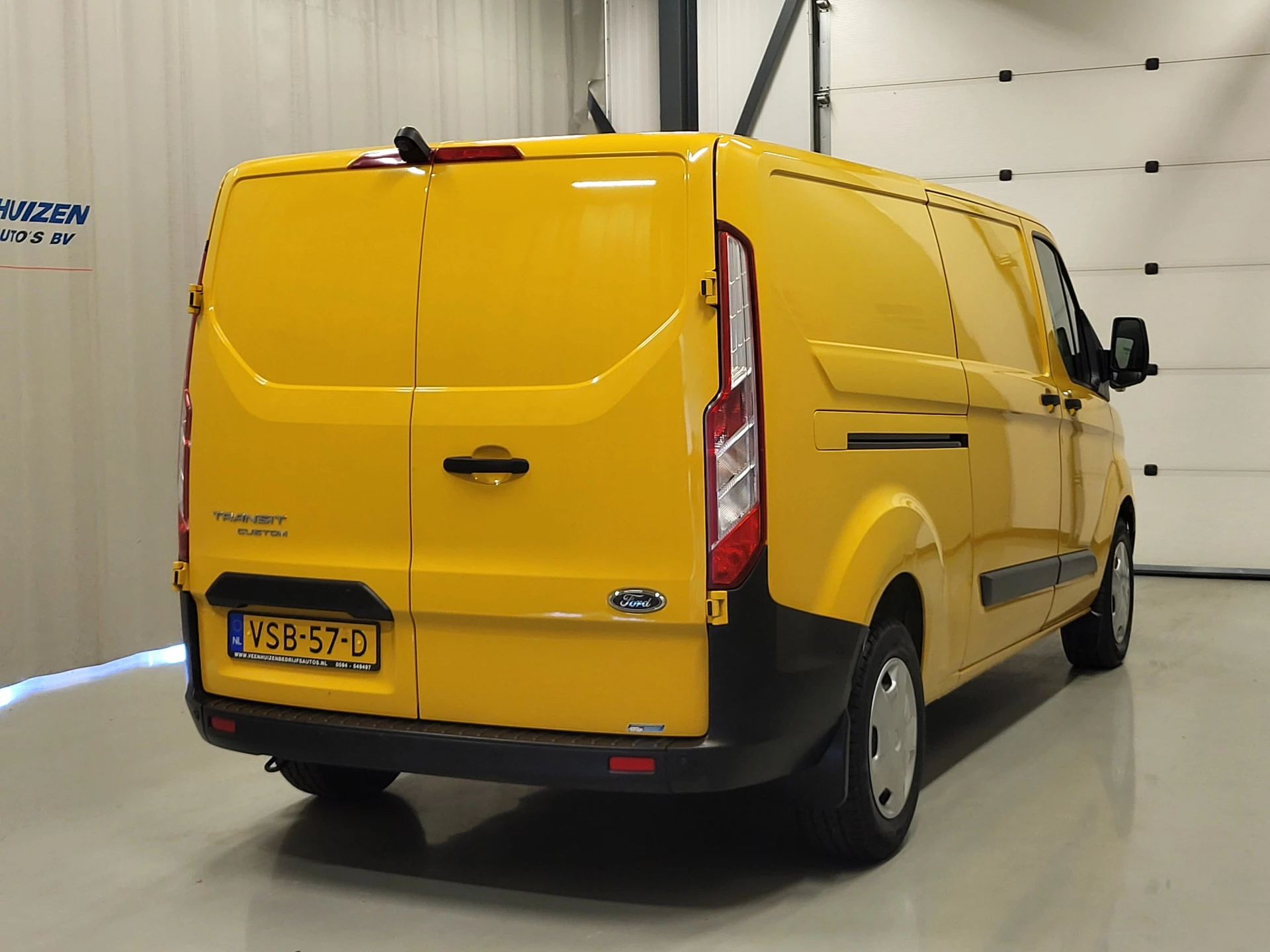 Ford Transit Custom 2022 - 2.0TDCI L2/H1 2800kg Trekgewicht Euro 6! obrázek 3