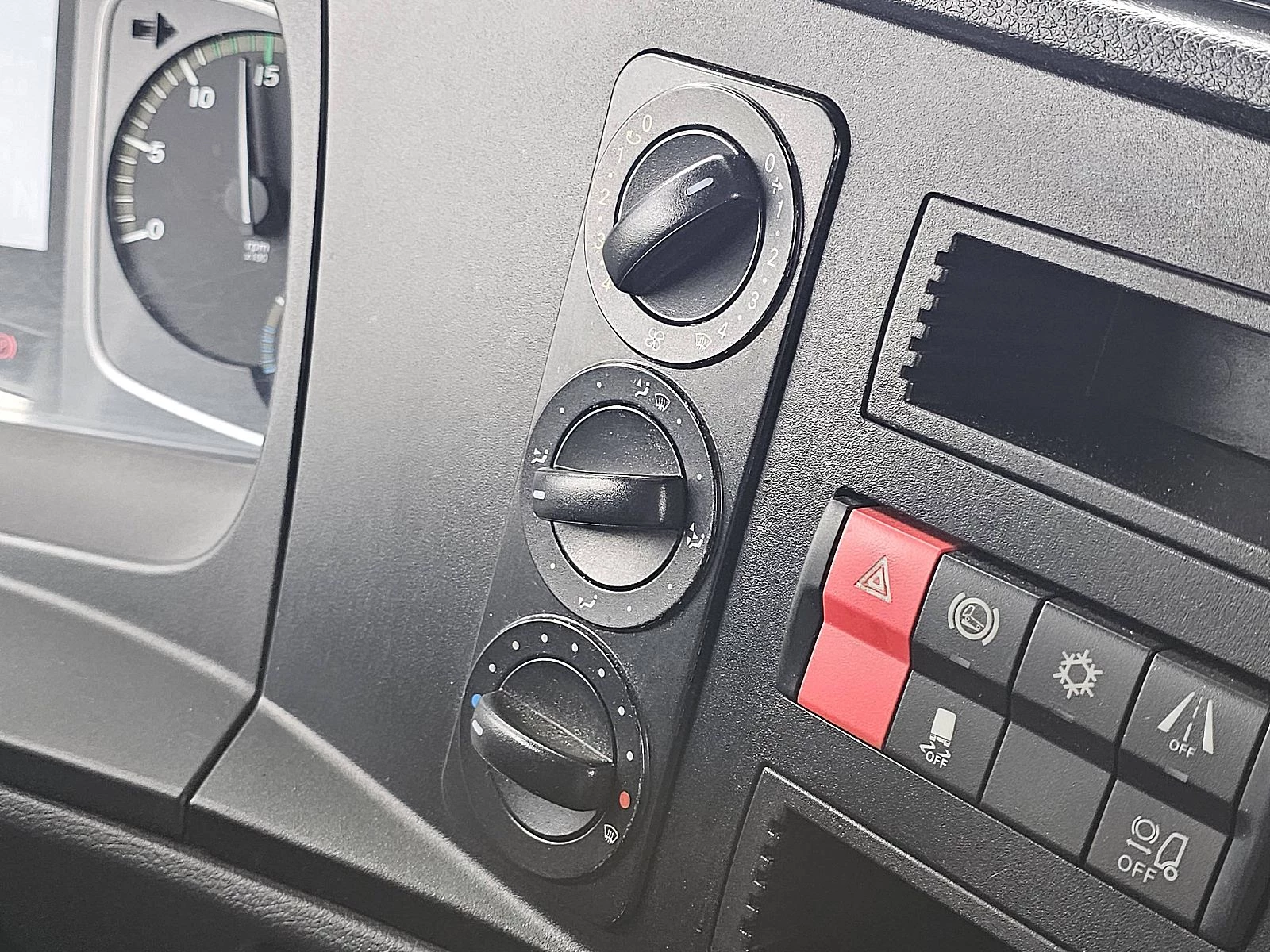 Mercedes-Benz Atego 2021 - 821 afbeelding 13