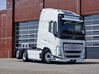 Volvo FH 2023 - 13.500 Globetrotter XL 6x2 - Retarder - Full air - Leather - Camera obrazek 24