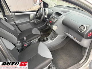 Toyota Aygo 2006 - 1.0-12V + Apk tot 06-2027 image 5