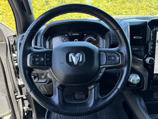 Dodge Ram 1500 2024 - 5.7 V8 4x4 / REBEL / DIGITALE COCKPIT / BACKFLIP / PRINS LPG / 3.500 KG AHG / CAMERA / TREKHAAK imagem 12