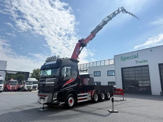 Volvo FH 2019 - 16.750 FH 8x4*4 / Retarder + HMF 5020-K6 + Flyjib FJ1000-K5 / 189.375 km afbeelding 3 miniatuur