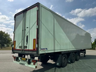 Schmitz Cargobull N/A 2013 - 3-AS   STUURAS   CARRIER VECTOR 1550    GEGALVANISEERD CHASSIS   GOEDE BANDEN    TOP STAAT NL TRAILER изображение 5