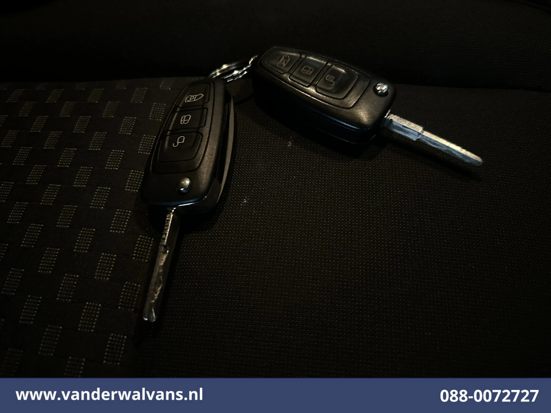 Ford Transit Custom 2022 - 2.0 TDCI 130pk L2H1 Euro6 Airco | Camera | LED | Apple Carplay | Cruisecontrol | 2800kg Trekhaak obrázek 20