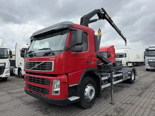 Volvo FM 260 2003 - Crane + Hooklift te koop