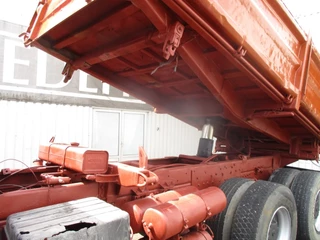 MAN 26.321 1980 - 6x4 , 3 way tipper , ZF Manual , Spring suspension bild 10