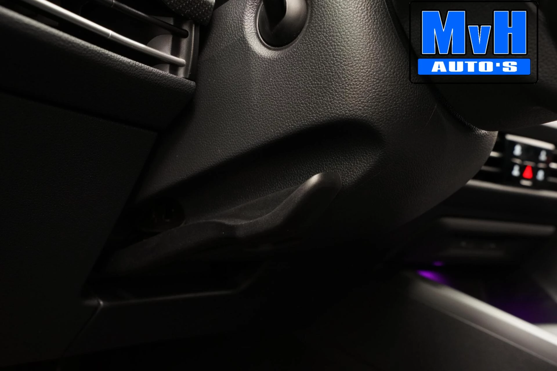 Volkswagen Golf 2020 - 1.5 eTSI R-Line|SPORTSTOEL|LUXE|LED| afbeelding 57