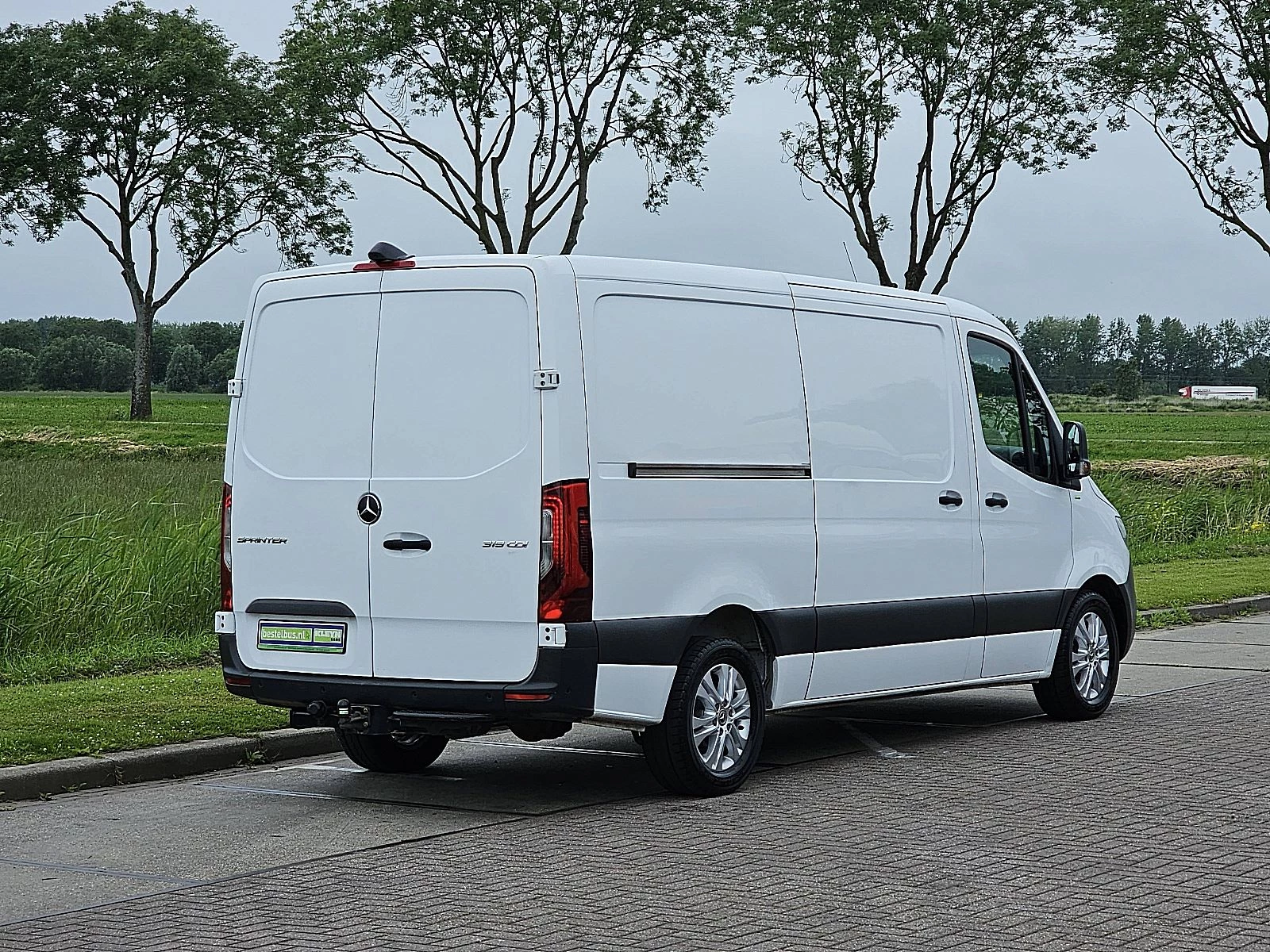 Mercedes-Benz Sprinter 2021 - 319 imagen 3
