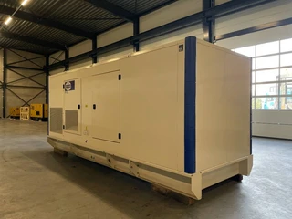FG Wilson 2026 - P715-3 - 715 kVA Genset - DPX-16023 изображение 3 миниатюра
