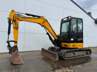 JCB 2018 - 48Z-1 - Hammer Lines / Quick Coupler obrázek 2 náhled