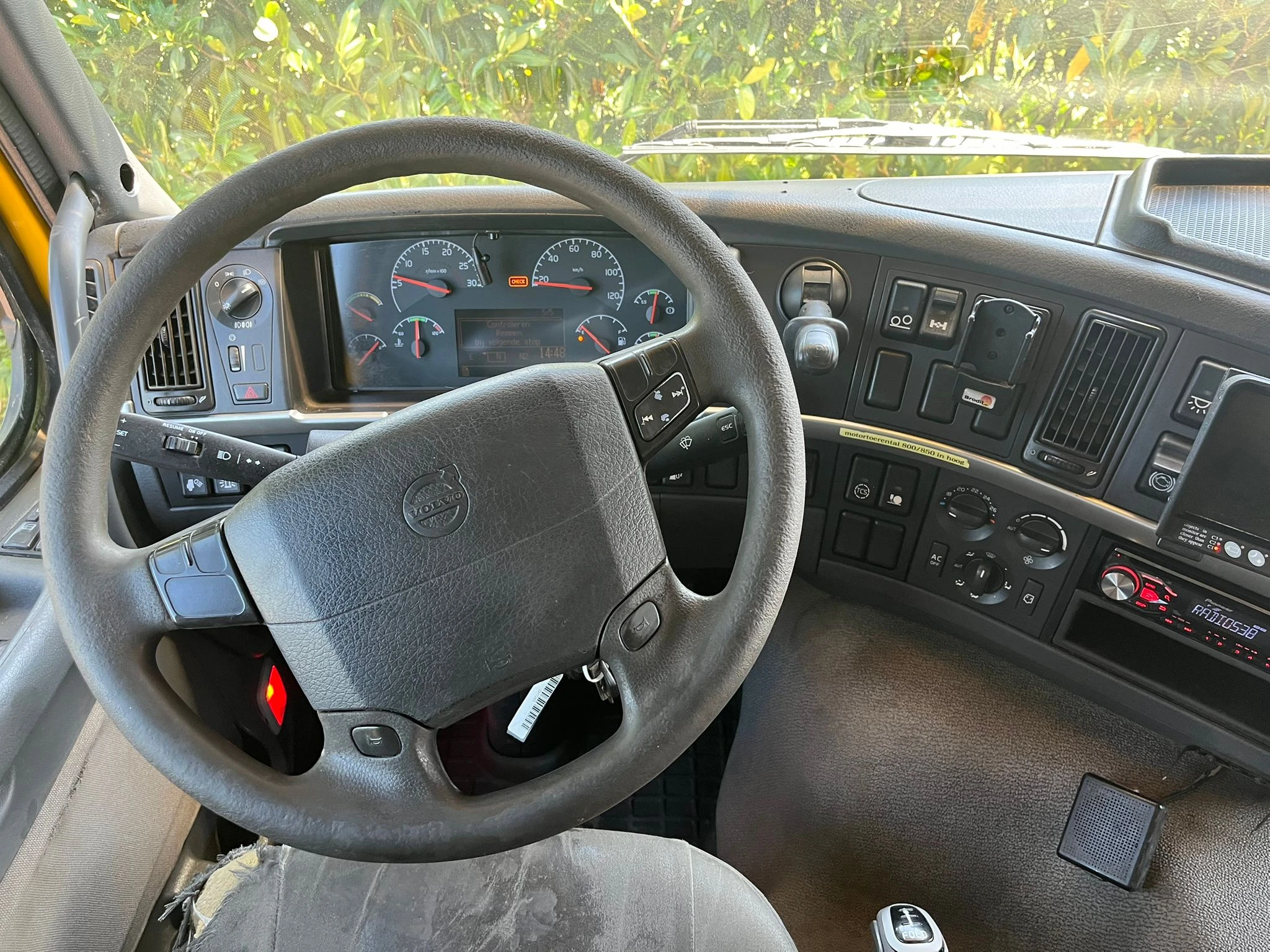 Volvo FM 2005 - 9 6X2R afbeelding 21