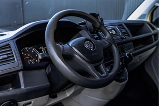 Volkswagen Transporter 2018 - 2.0 TDI L1H2 Comfortline | Airco | Cruise | Trekhaak obrazek 11