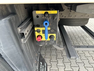 Schmitz Cargobull N/A 2016 - CARRIER VECTOR 1550 D/E / SAF DISCBRAKES / PALLETBOX / NL-TRAILER / APK: 11-2026 obrazek 23