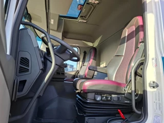 Volvo FM5-380 2024 - / VEB / !!ONLY:77460 KM!! / LIFT+LENKACHSE / DAS / LWDS / AUTOMATIC / EURO-6 / 2024 zdjecie 13
