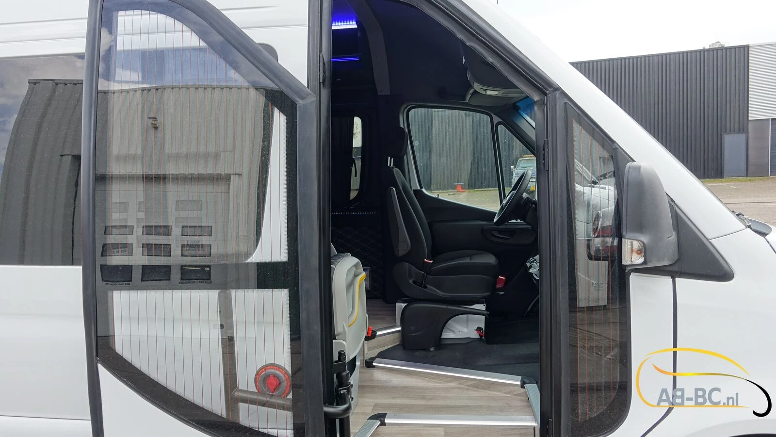 Mercedes-Benz Sprinter 2026 - Aveuro 519 CDI 21 seats EURO 6 obrázek 66