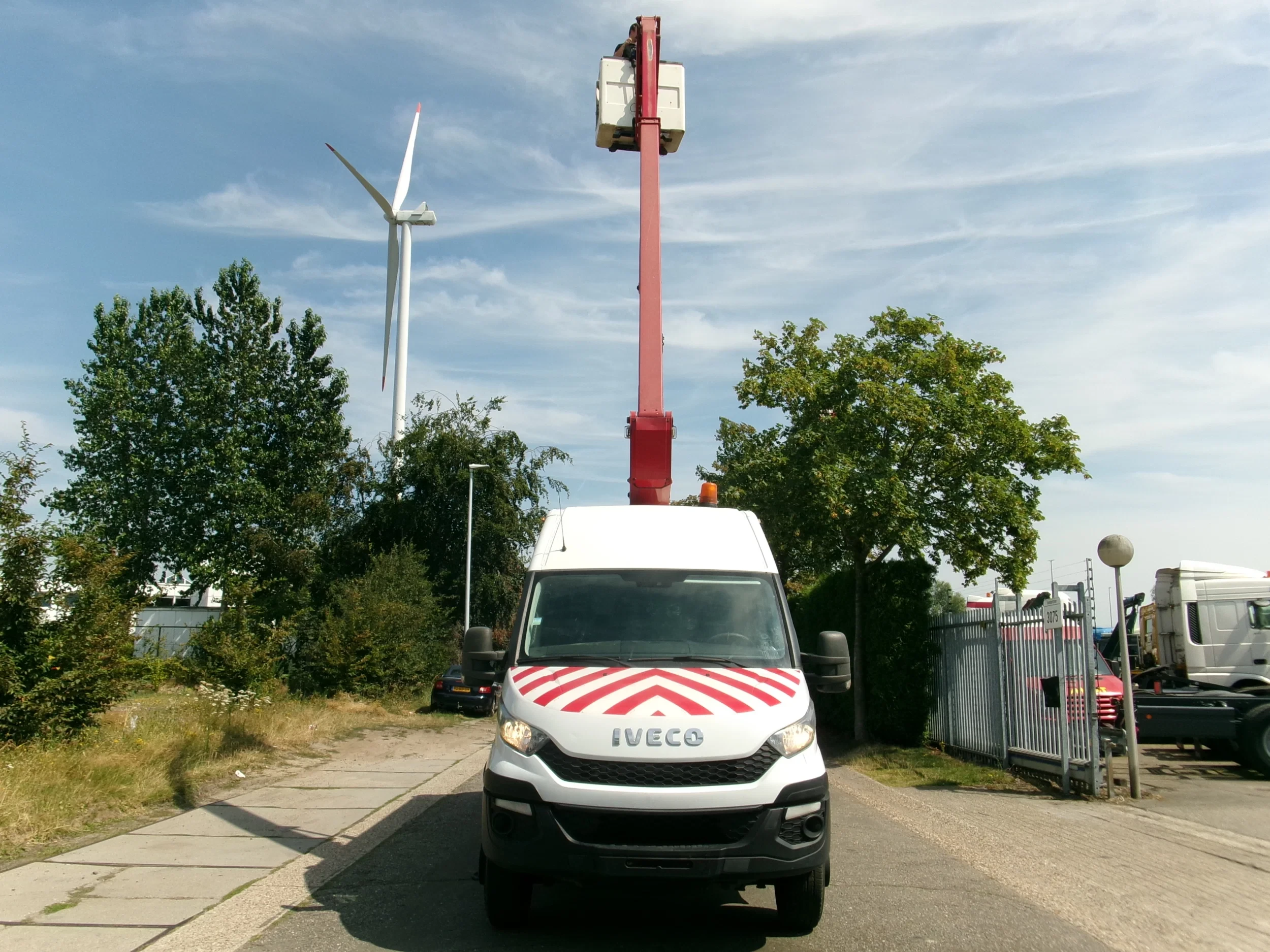 Iveco Daily 2016 - 70 C17 + RAM APK 03-2027 afbeelding 2