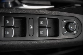 Volkswagen Amarok 2019 - Aventura V6 3.0 TDI 4x4 | x-Lang | 258 PK | 5-Persoons | LED | Camera | Carplay | Cruise | Trekhaak | Airco bild 30