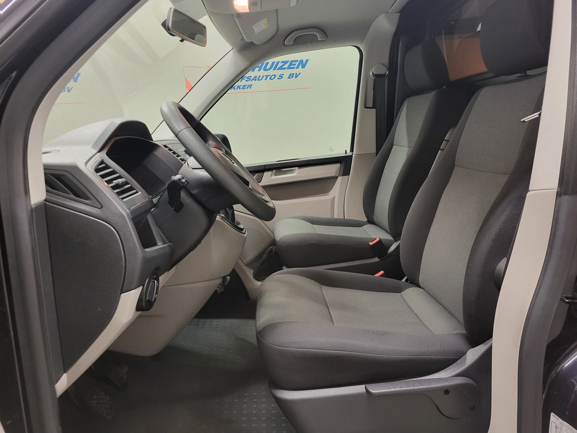 Volkswagen Transporter 2018 - 2.0TDI Euro 6! изображение 5
