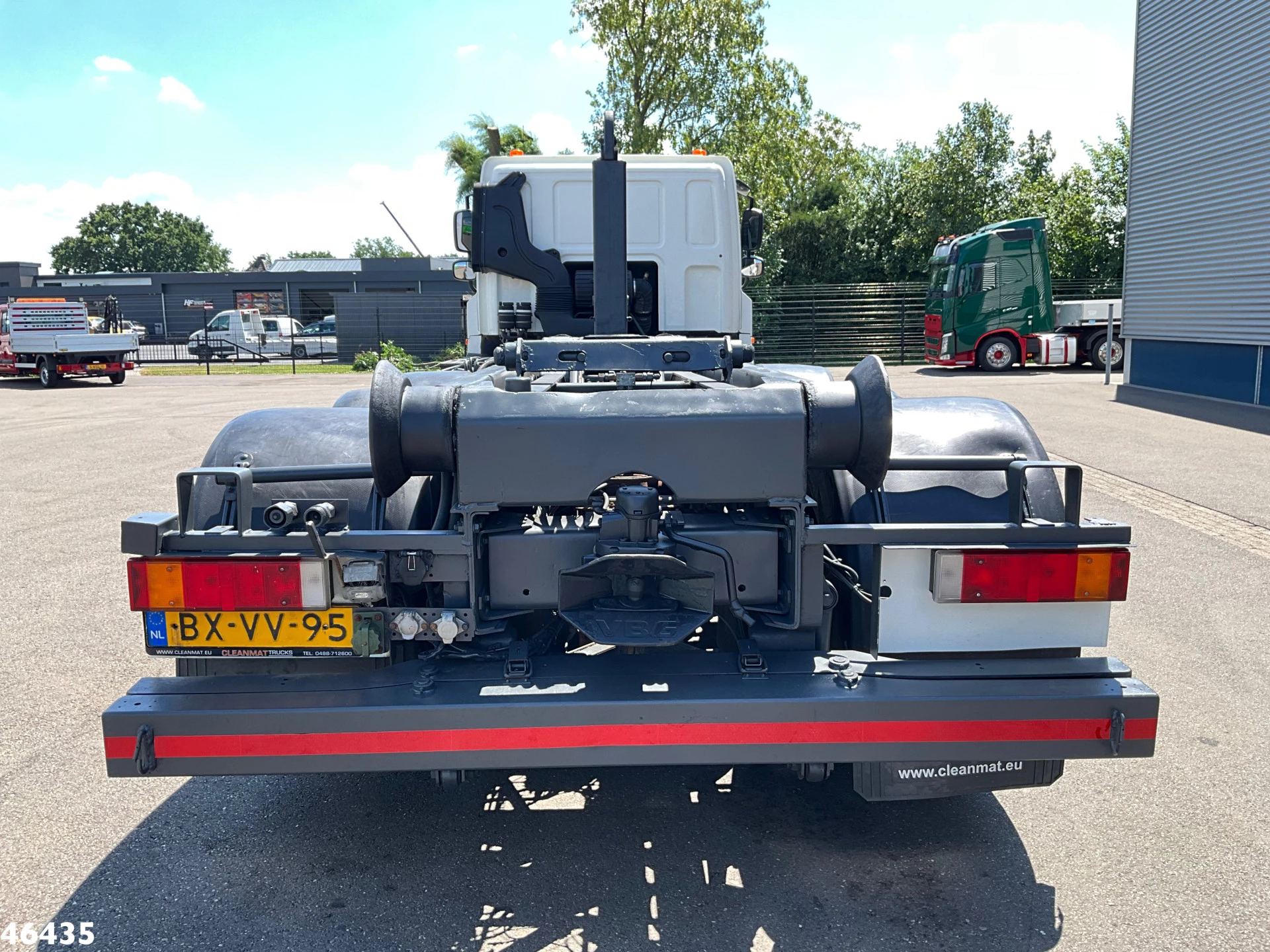 DAF 85 2010 - FAK CF 410 8x2 VDL 25 Ton haakarmsysteem Bild 3