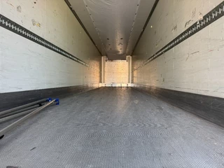 Kögel N/A 2019 - S24-4 CARRIER VECTOR 1550 3X BPW AXLE DISC BRAKES bild 6