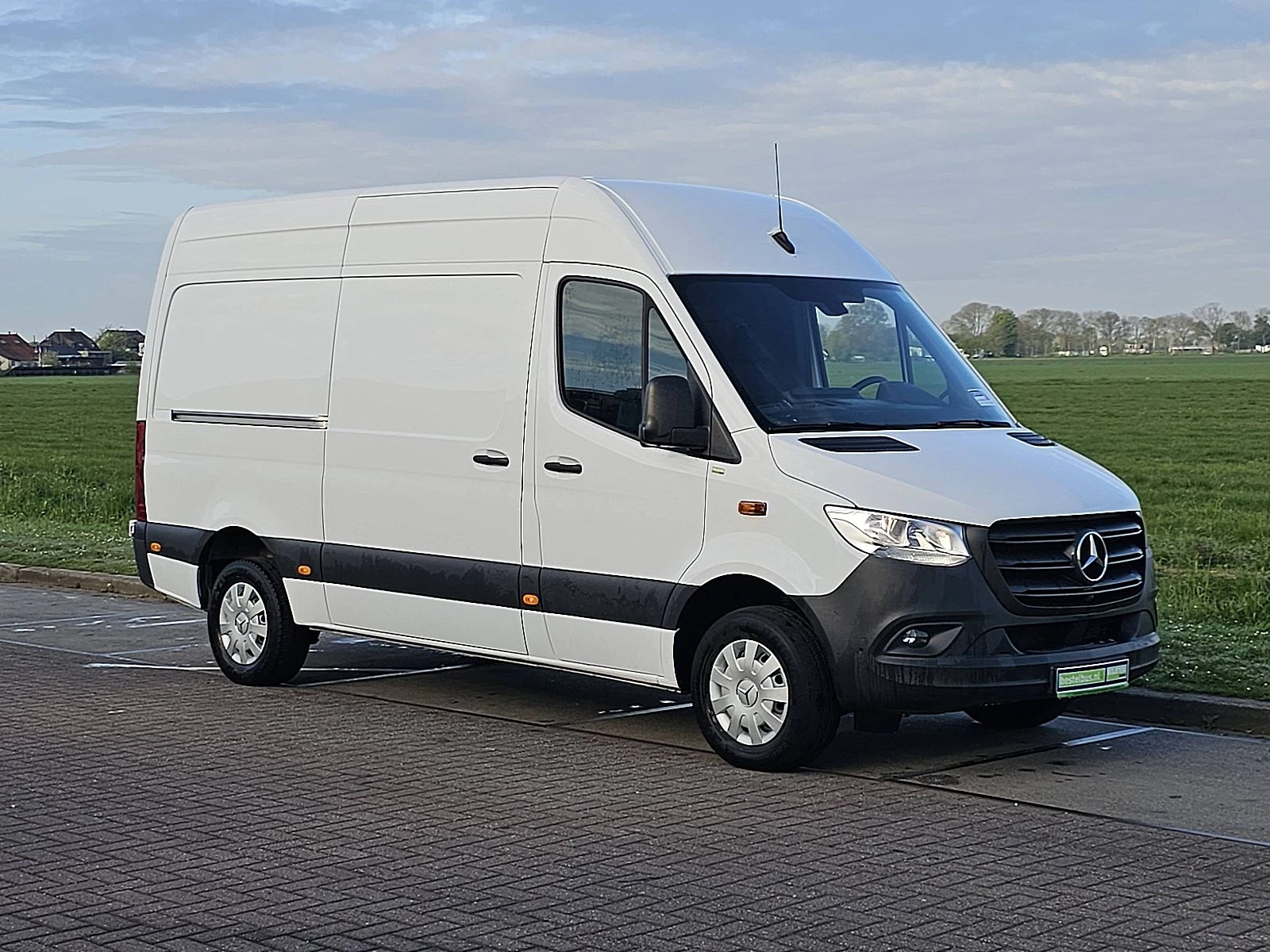 Mercedes-Benz Sprinter 2023 - 317 Bild 5