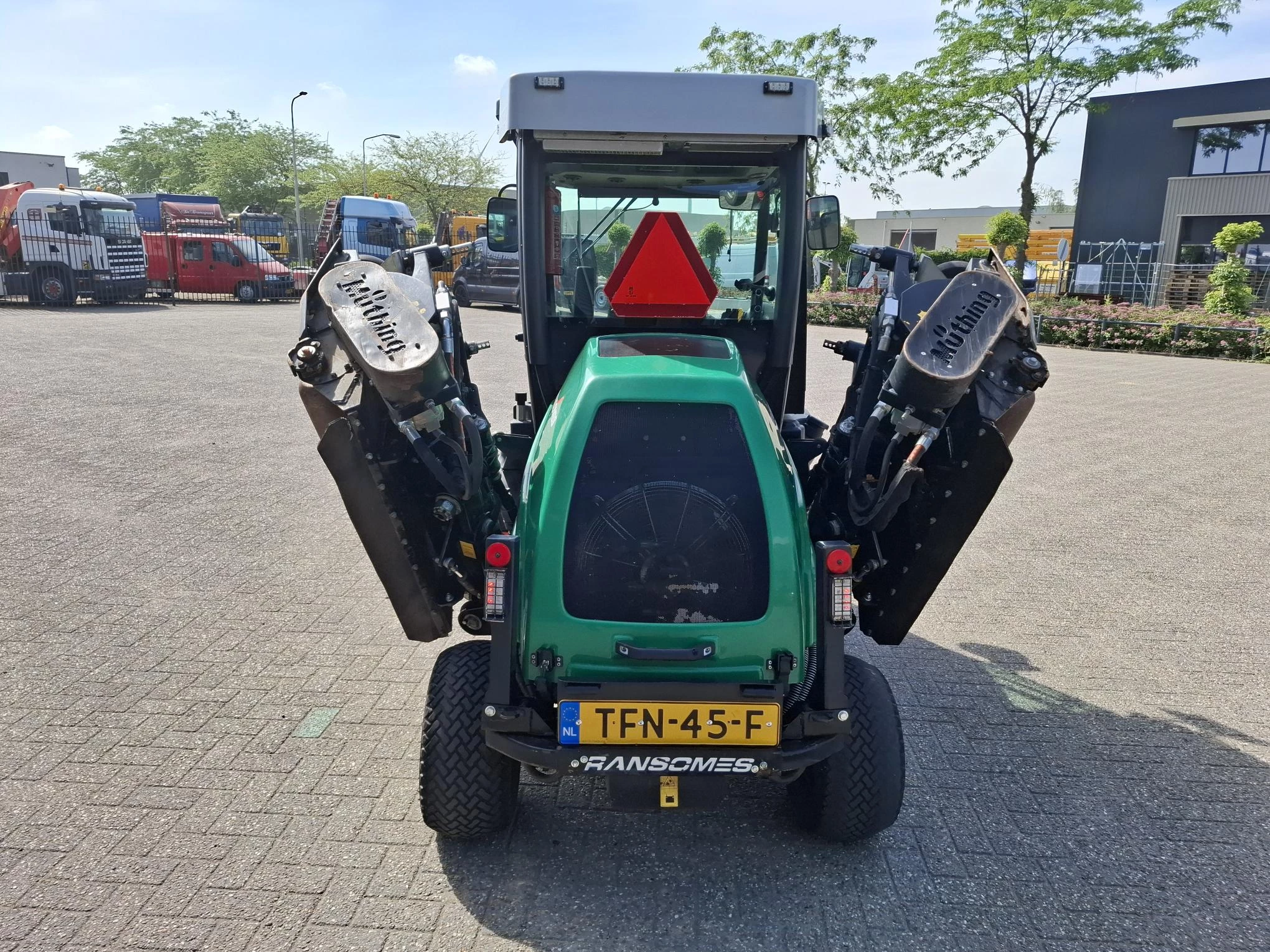 Ransomes 2021 - HM600 / FLAIL MOWER / 3855 HOURS / HYDROSTATIC / 65 HP / AIRCO / CLOSED CABIN / 2021 afbeelding 8