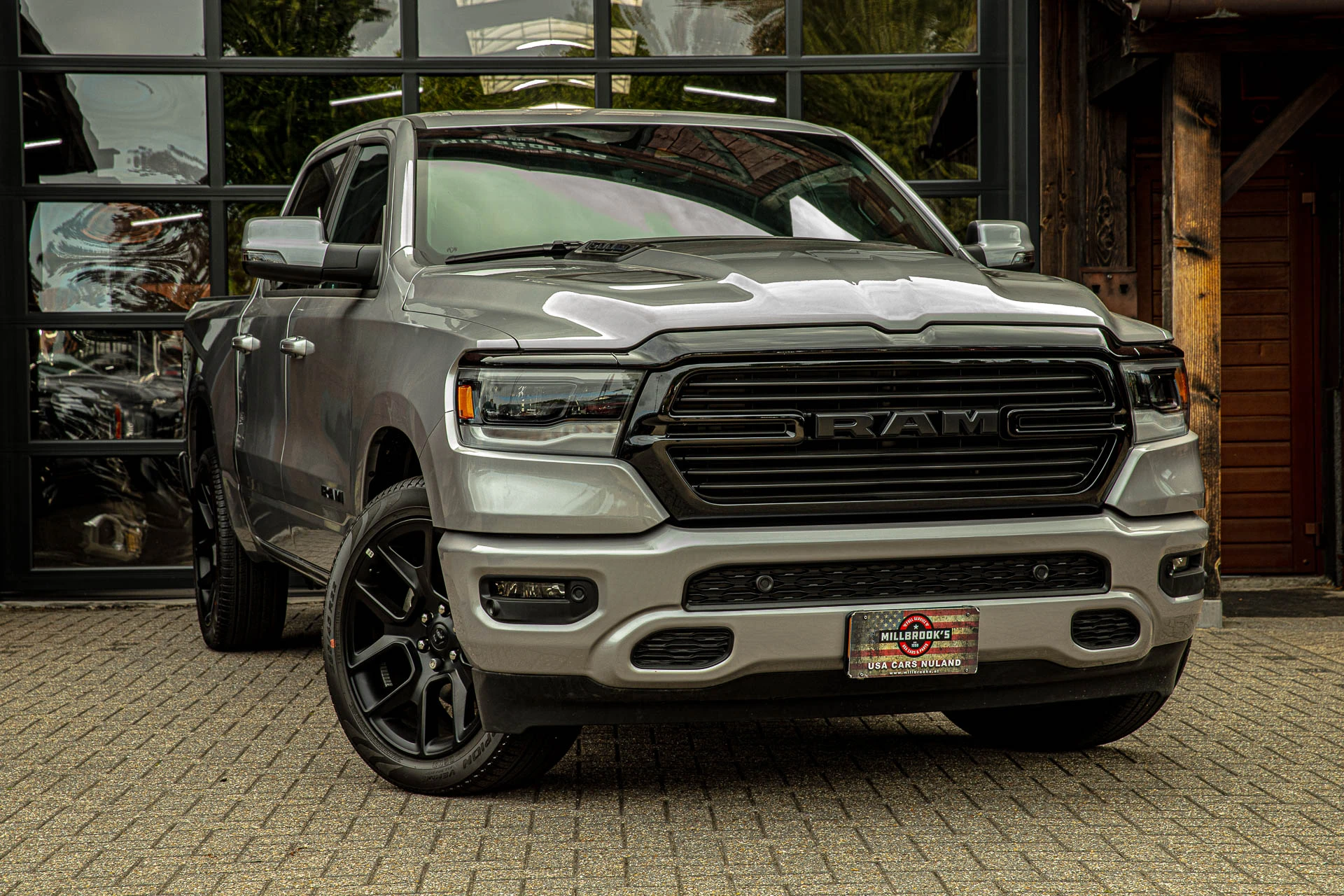 Dodge Ram 1500 2024 - 5.7 V8 4x4 Sport GT afbeelding 1