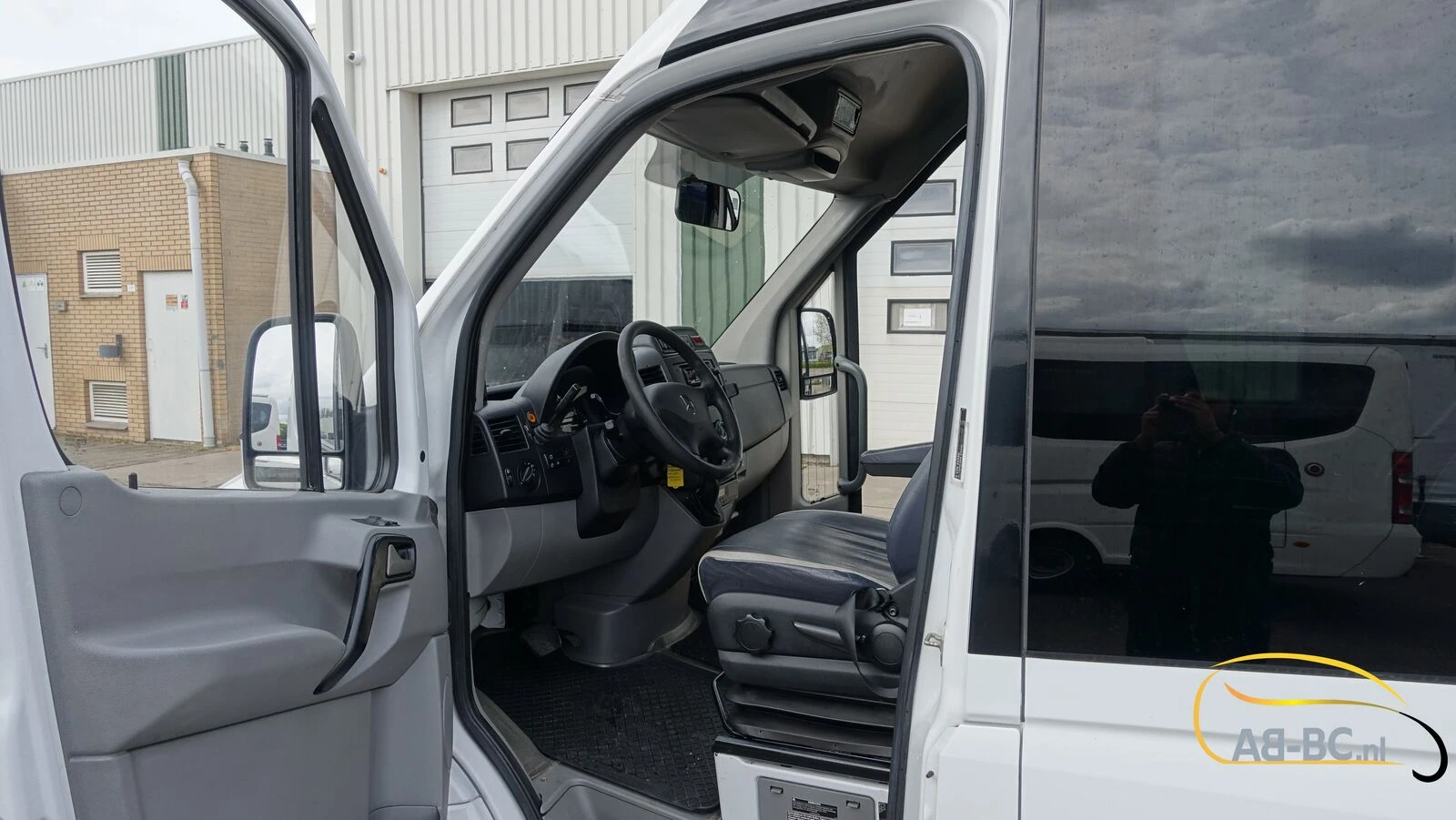 Mercedes-Benz Sprinter 2015 - Altas 17 Seats EURO 6 изображение 29