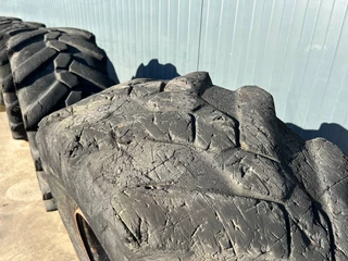 Michelin N/A - 445/70R19.5 incl. rim image 13