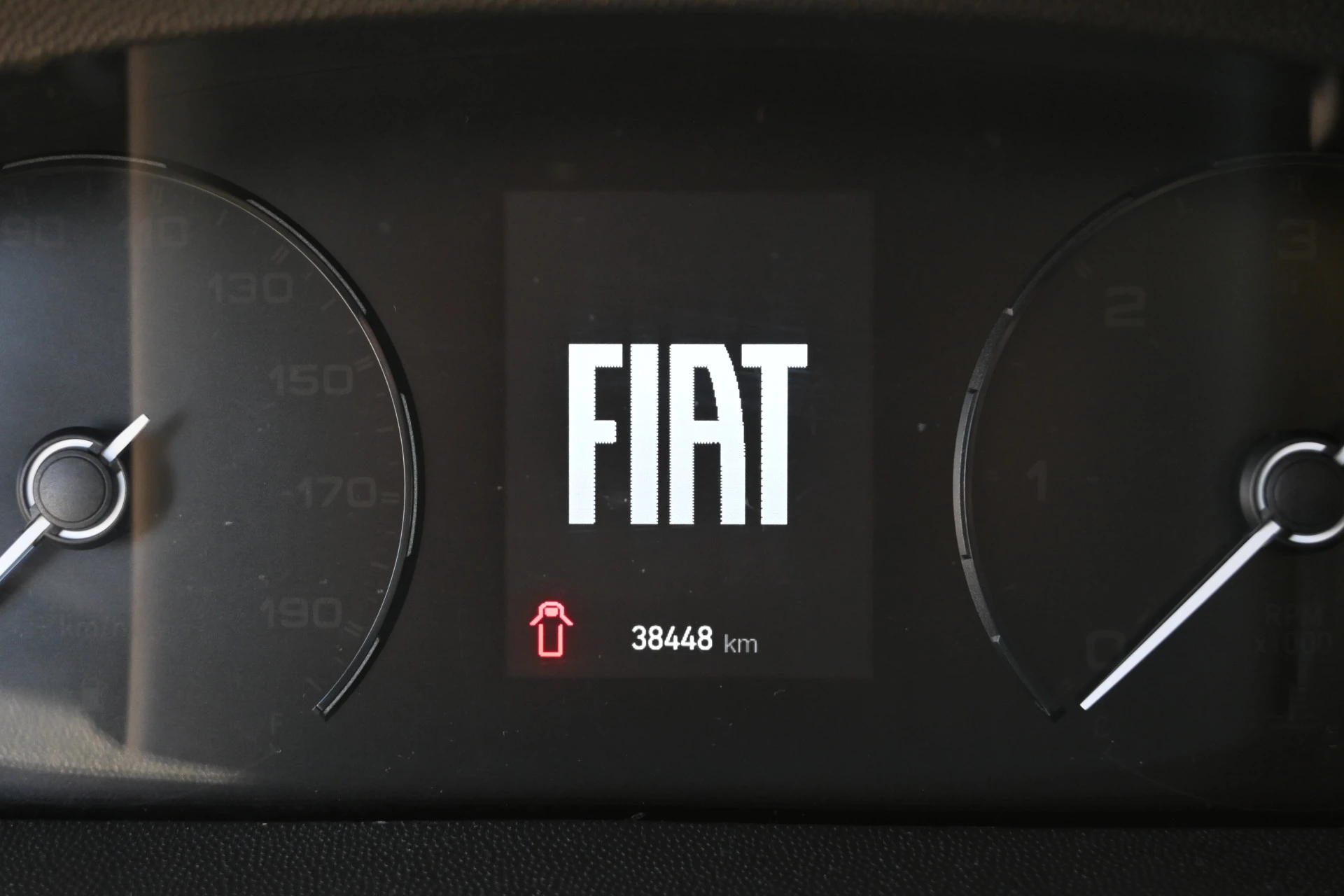 Fiat Ducato 2024 - L4H2 Maxi 140 pk 2.2 MultiJet obrázek 14