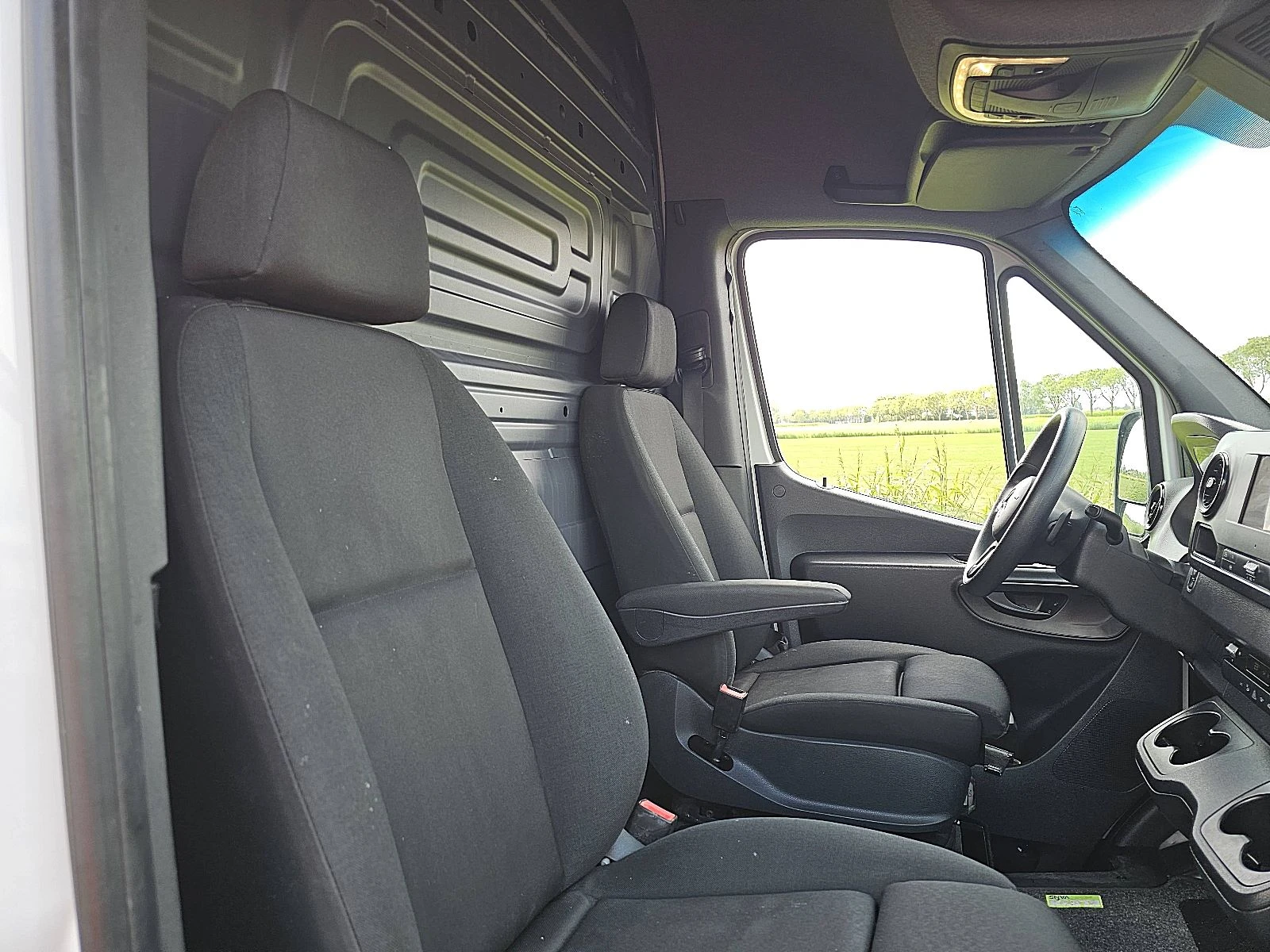Mercedes-Benz Sprinter 2023 - 315 image 7