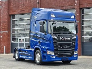 Scania R 2023 - R460 Highline 4x2 - SUPER - PTO/Hydraulic - Full air - 2x tank - Navi te koop
