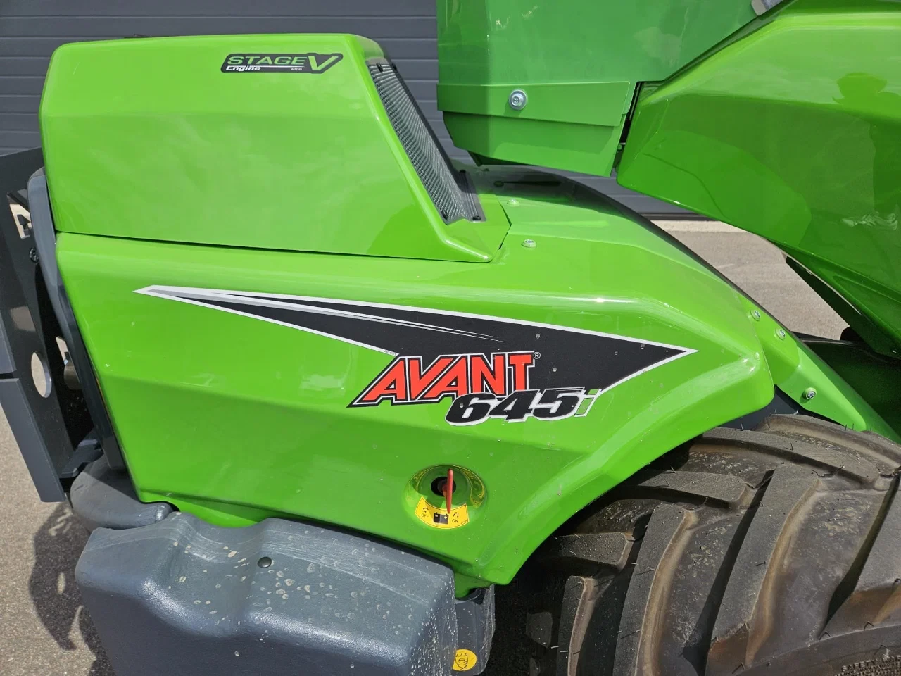 Avant 2025 - 645i Rental mini-shovel afbeelding 13